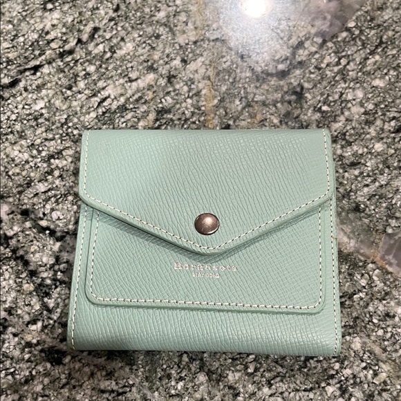 Borgasets  Light Green Leather Wallet - Picture 1 of 3